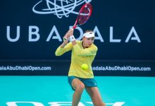 Елена Рыбакина вышла в полуфинал турнира в ОАЭ