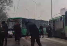 ДТП с тремя автобусами произошло в Алматы