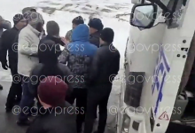 Дальнобойщика тяжело ранили в массовой драке на трассе Самара - Шымкент (ВИДЕО)