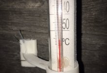 Ниже -60 градусов? Шокирующими фото термометров делятся жители ВКО