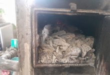 Жители дома в ВКО отправились в больницу из-за неочищенного дымохода