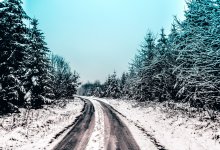 Движение ограничили на двух дорогах в двух областях РК