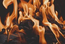 Один человек погиб и трое госпитализированы в результате пожара в Шымкенте