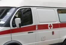 Автобус въехал в бетонную опору моста в Алматы