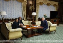 Вступление в ШОС и товарооборот: о чем Лукашенко говорил с послом Казахстана