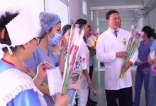 Врачи из области Жетысу трогательно поздравили пациенток с женским праздником