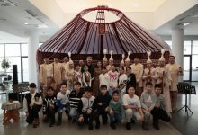 Редкие народные инструменты показали столичным школьникам