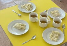 "Вареники, слепленные ногами": костанайцы возмущены питанием в одной из школ города