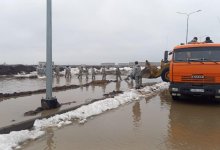 Видео с веселыми коммунальщиками из Актобе разлетелось в соцсетях