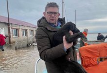 Депутаты Мажилиса привезли гуманитарную помощь жителям районов, пострадавших от паводков