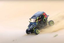 Казахстанская актриса перевернулась на багги в Мангистау