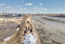 Двоих мужчин разыскивают в затопленном Кульсары