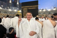 Арман Давлетяров показал фото из Мекки