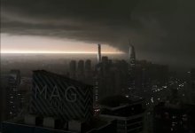 Дубаи снова затопило: в городе плывут самолеты