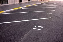 Мажилисмены могут взяться за платные парковки