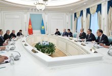 Садыр Жапаров: Казахстан – приоритет в нашей внешней политике