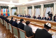 Токаев и Жапаров приняли участие в заседании Высшего межгоссовета Казахстана и Кыргызстана