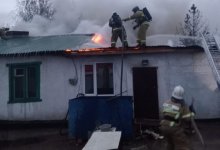 Четыре газовых баллона вынесли пожарные в Кокшетау