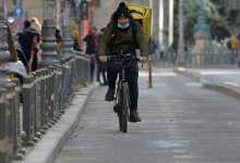 Таксистам не придется заниматься бухгалтерией благодаря новому закону