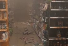 Неадекватный покупатель с ножом сжег магазин в России