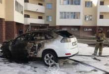 Автомобиль загорелся в столице