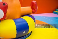 Девочка сорвалась с высоты в игровом центре Атырау