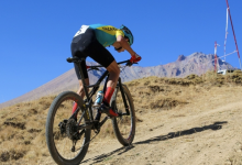 Денис Сергиенко завоевал серебро чемпионата Азии по маунтинбайку