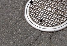 В Алматы сантехники погибли во время очистки канализации