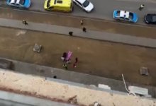 Еще одна женщина выпала из окна высотки в Актау