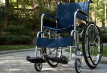 Наглый вор вынес инвалидную коляску в Актау