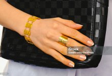 Няня похитила у работодателя золото в Астане