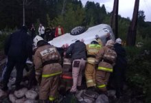 Водителя пришлось извлекать через лобовое стекло после ДТП в ВКО