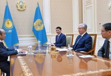 Президент принял ученого в области дорожного строительства