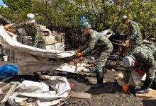 Участвовавших в противопаводковых работах военных и спасателей проводили в Атырау