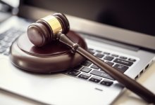 В Минкультуры объяснили иски к журналистам Ниязову и Маричевой