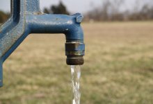 В разгар жары без воды остались жители Жанатурмыса