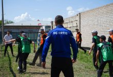 Футбольный клуб "Иртыш" посетил СИЗО в Павлодаре