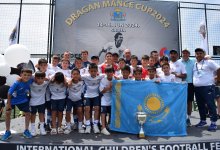 Шымкентские футболисты пообщались с Лукой Модричем на турнире в Хорватии