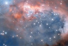 Телескоп Hubble снял туманность с массивными протозвездами