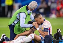 Килиану Мбаппе разбили нос в матче с Австрией