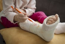 Девочка упала в колодец и сломала ногу в Караганде
