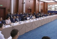 Генпрокурор Казахстана встретился с бизнесменами страны