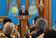 Президент отметил важную роль журналистов в реализации госполитики