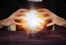 Гадалки, астрологи и спириты в Казахстане заработали за год 39 млн тенге