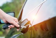 Астанчанка украла алкоголь из чужого автомобиля после корпоратива