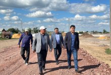 Сенатор Жунусов побывал в пострадавших от паводка районах Акмолинской области