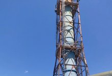 Мужчина чудом остался жив при падении с 32-метровой вышки