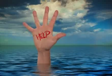 Спасение утопающих - дело рук спасателей