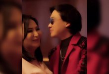 С благодарностью: Кайрат Нуртас опубликовал видео с мамой