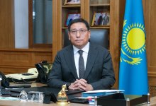 Аким Алматы Ерболат Досаев поздравил Ислама Сатпаева и Александру Ле с успешным выступлением на Олимпиаде